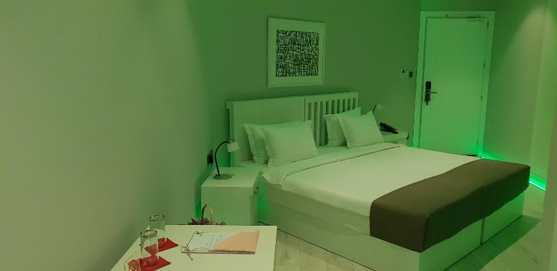 cheap resort hotels  to Spend holiday with family