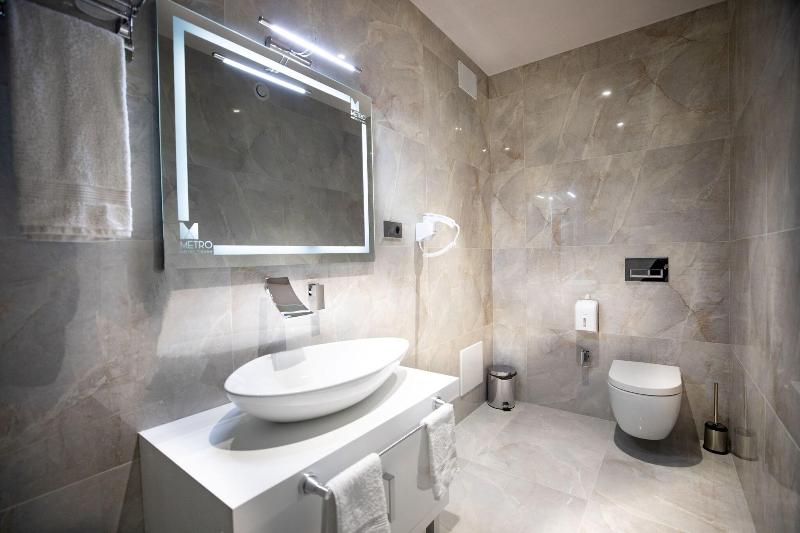 cheap resort hotels  to Spend holiday with family