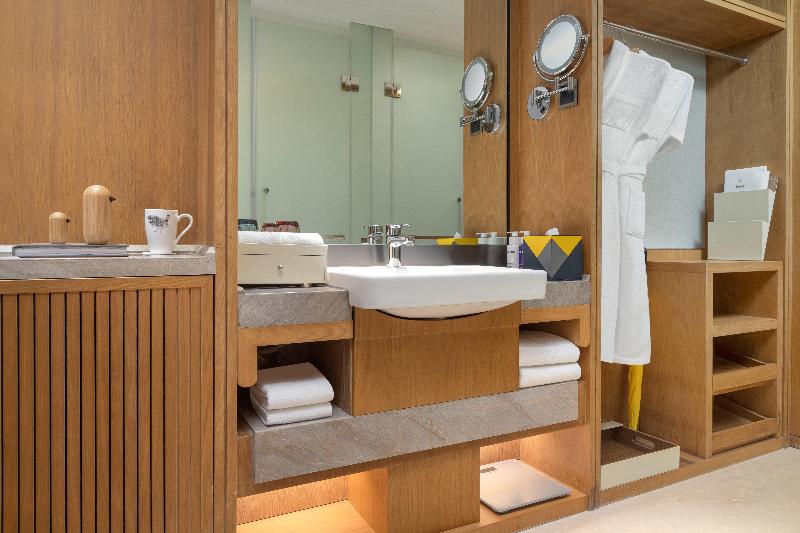 Voco Thousand Island Lake, An Ihg Hotel — 2