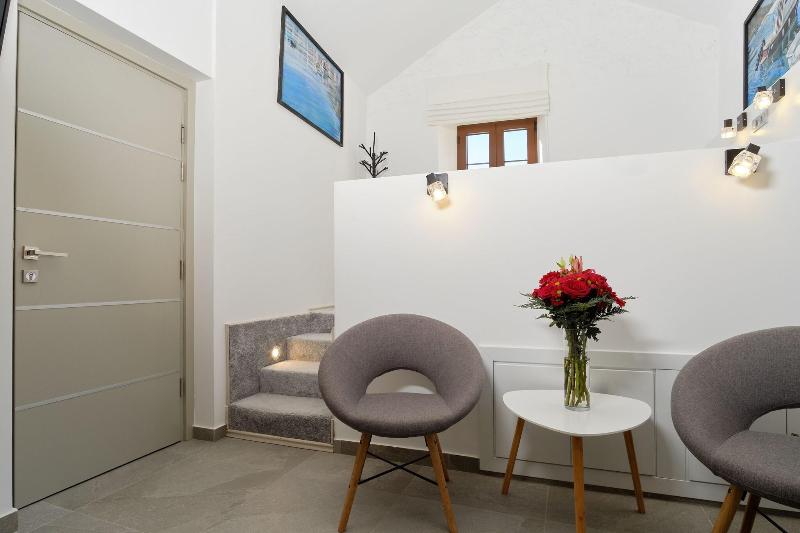 cheap resort hotels  to Spend holiday with family