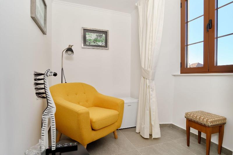 cheap resort hotels  to Spend holiday with family