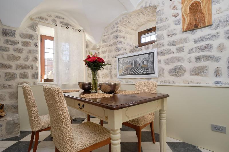 cheap resort hotels  to Spend holiday with family