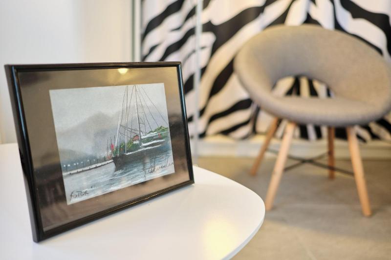 cheap resort hotels  to Spend holiday with family