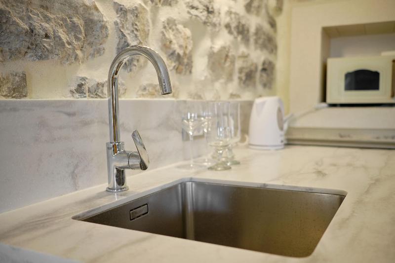 cheap resort hotels  to Spend holiday with family