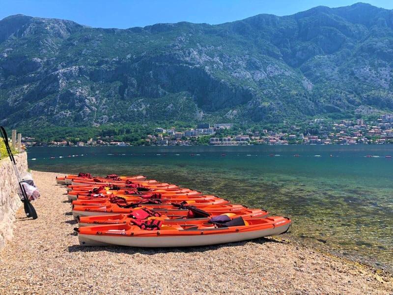 cheap resort hotels  to Spend holiday with family