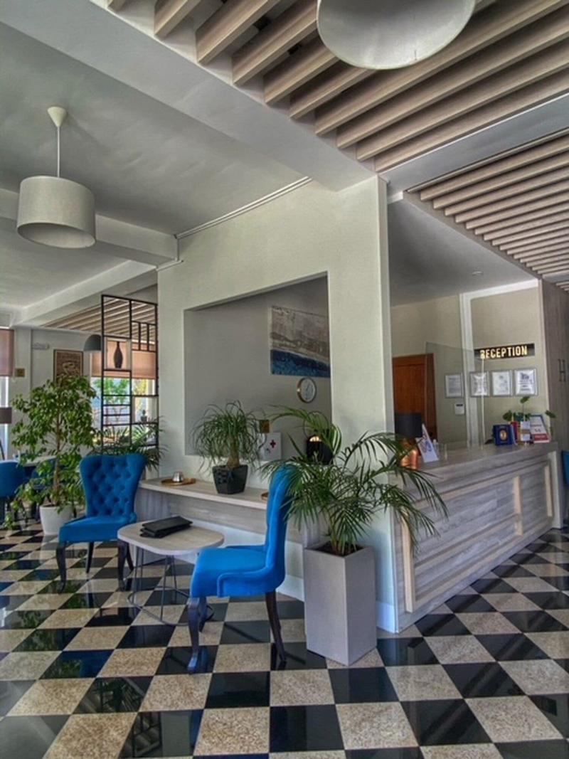 cheap resort hotels  to Spend holiday with family