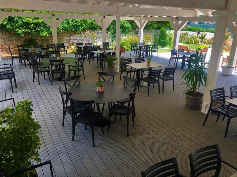 cheap resort hotels  to Spend holiday with family