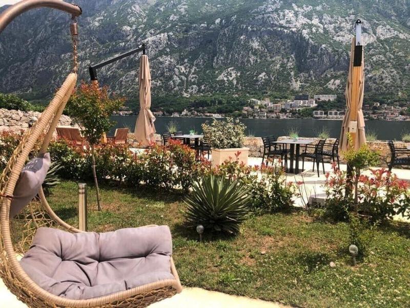 cheap resort hotels  to Spend holiday with family