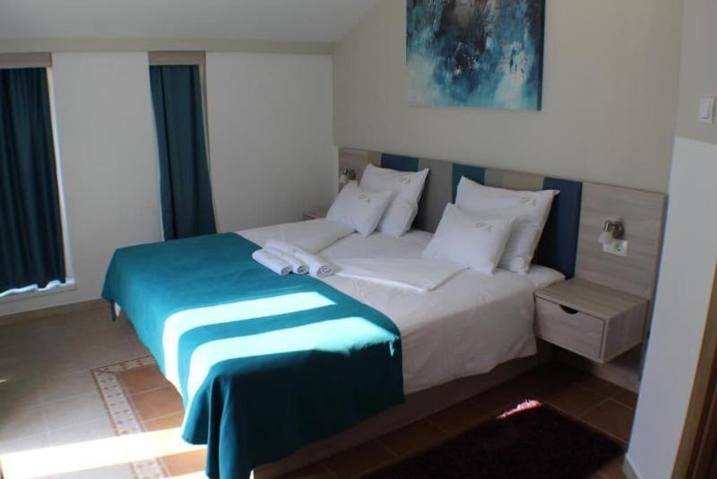 cheap resort hotels  to Spend holiday with family