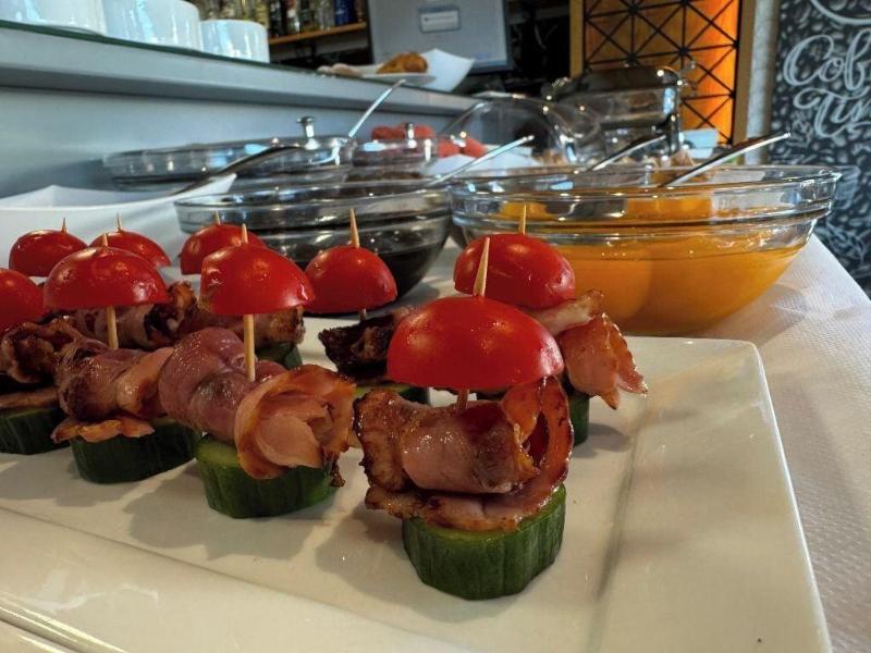 cheap resort hotels  to Spend holiday with family