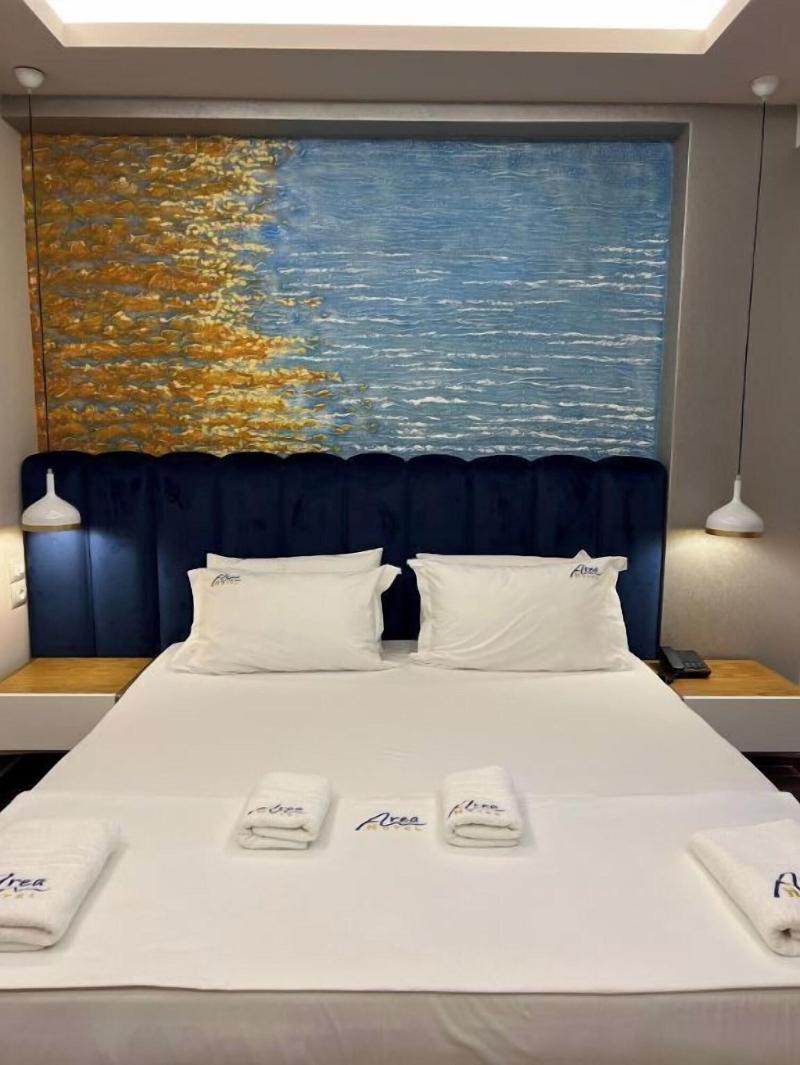 cheap resort hotels  to Spend holiday with family