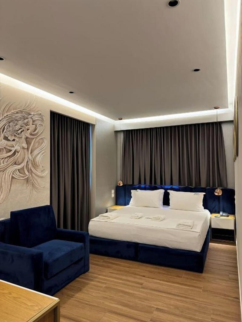 cheap resort hotels  to Spend holiday with family