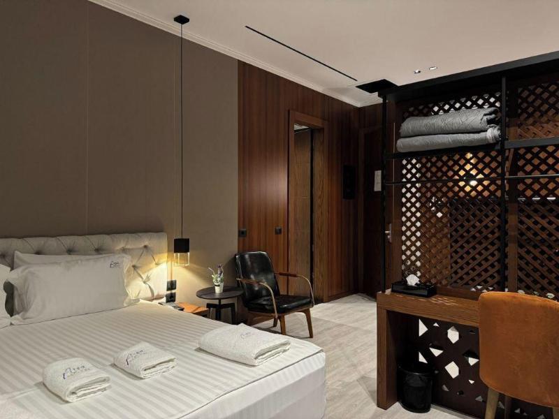 cheap resort hotels  to Spend holiday with family