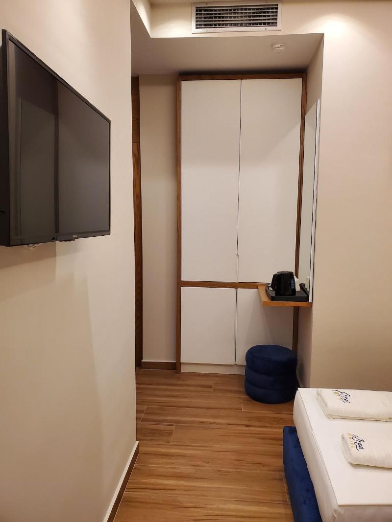 cheap resort hotels  to Spend holiday with family