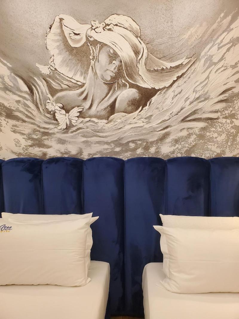 cheap resort hotels  to Spend holiday with family