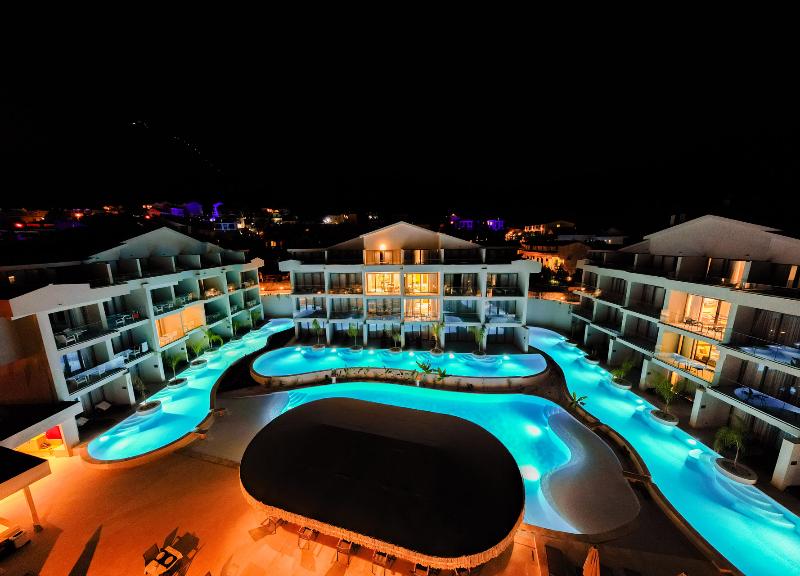 cheap resort hotels  to Spend holiday with family