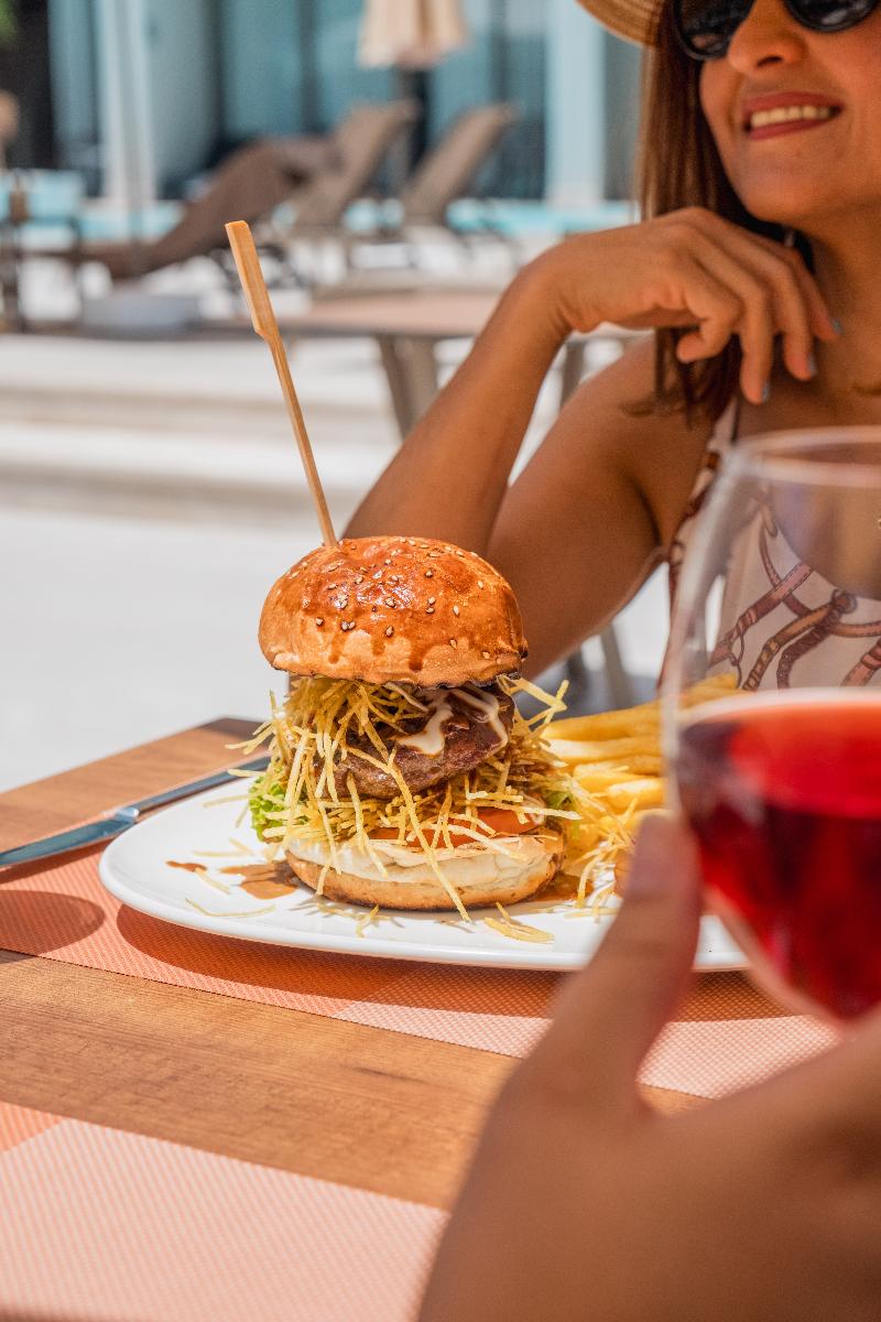 cheap resort hotels to Spend holiday with family