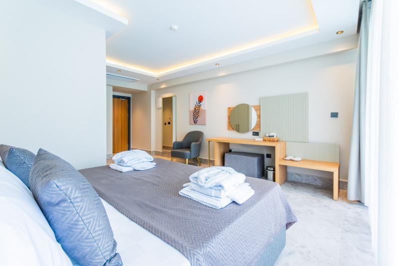 cheap resort hotels  to Spend holiday with family