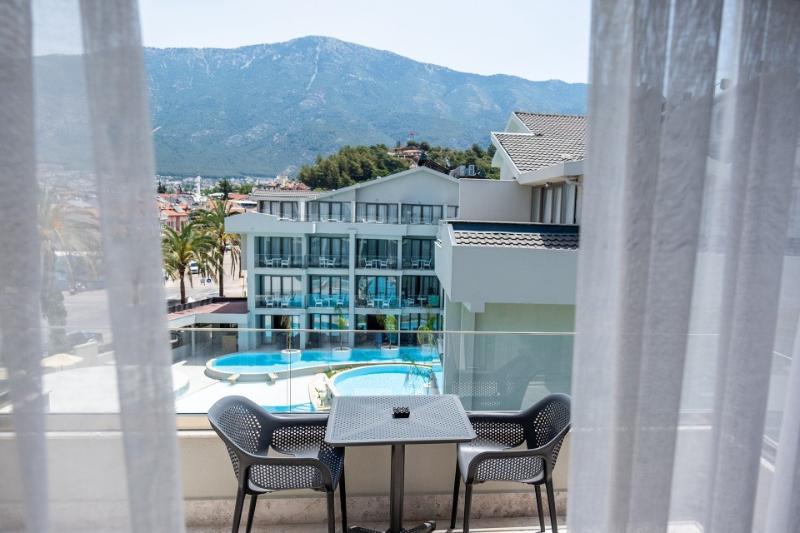 cheap resort hotels  to Spend holiday with family