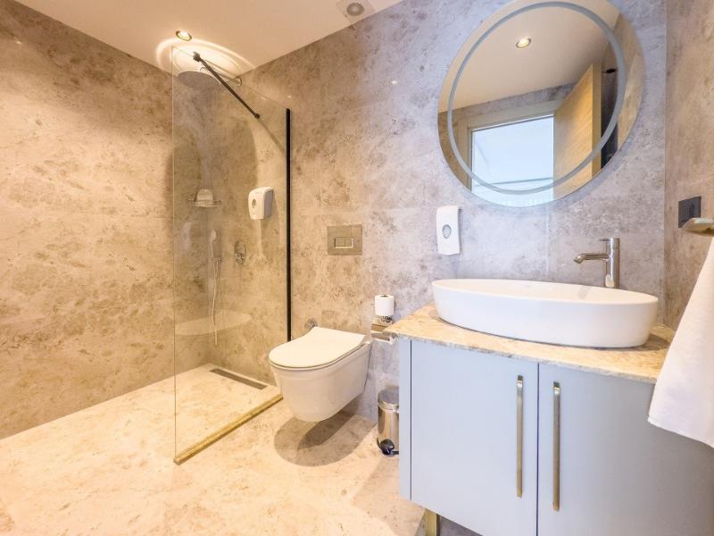 cheap resort hotels  to Spend holiday with family