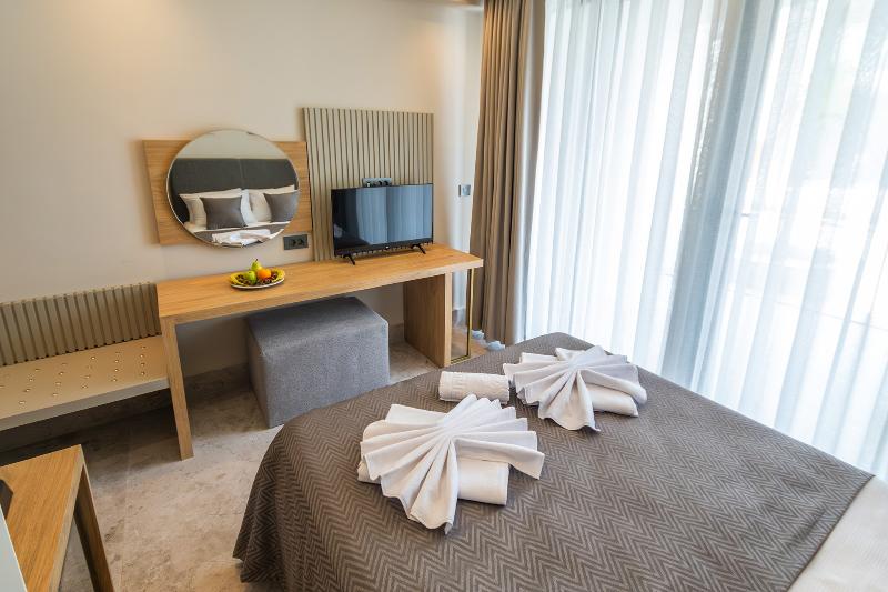 cheap resort hotels  to Spend holiday with family