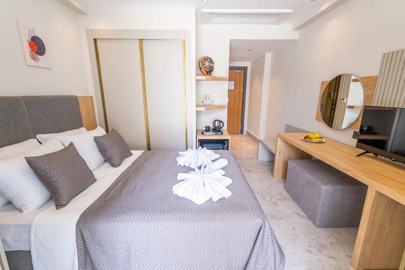 cheap resort hotels  to Spend holiday with family