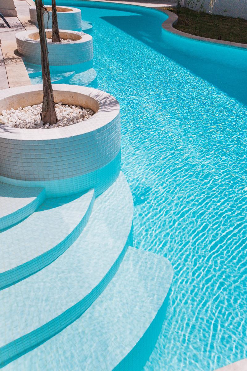 cheap resort hotels  to Spend holiday with family