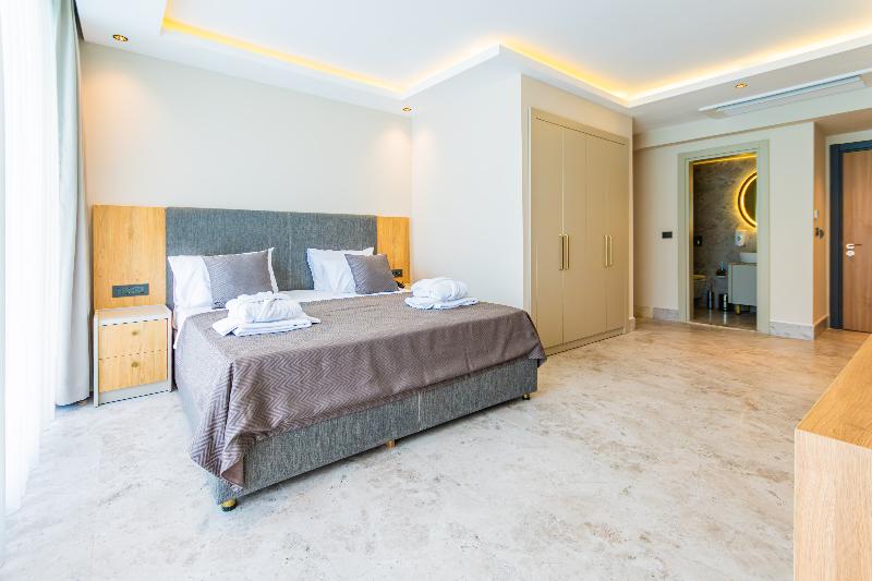 cheap resort hotels  to Spend holiday with family