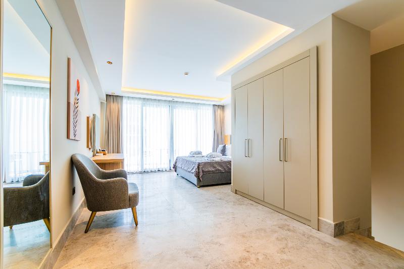 cheap resort hotels  to Spend holiday with family