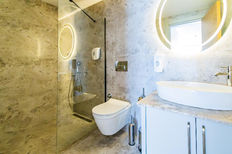 cheap resort hotels  to Spend holiday with family