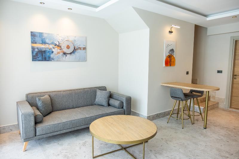 cheap resort hotels  to Spend holiday with family