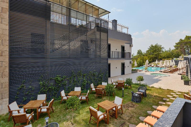 cheap resort hotels  to Spend holiday with family