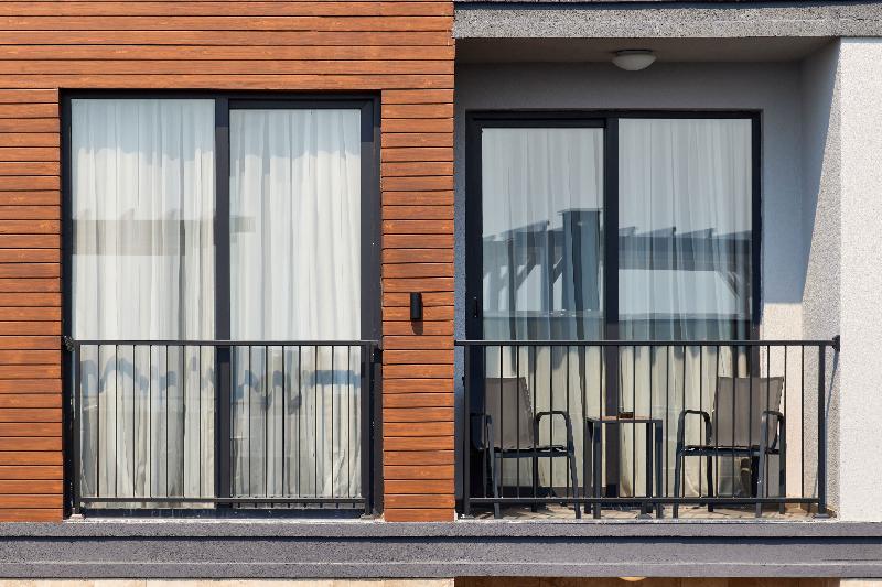 cheap resort hotels  to Spend holiday with family