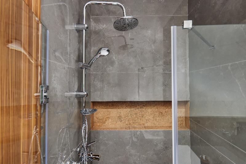 cheap resort hotels  to Spend holiday with family