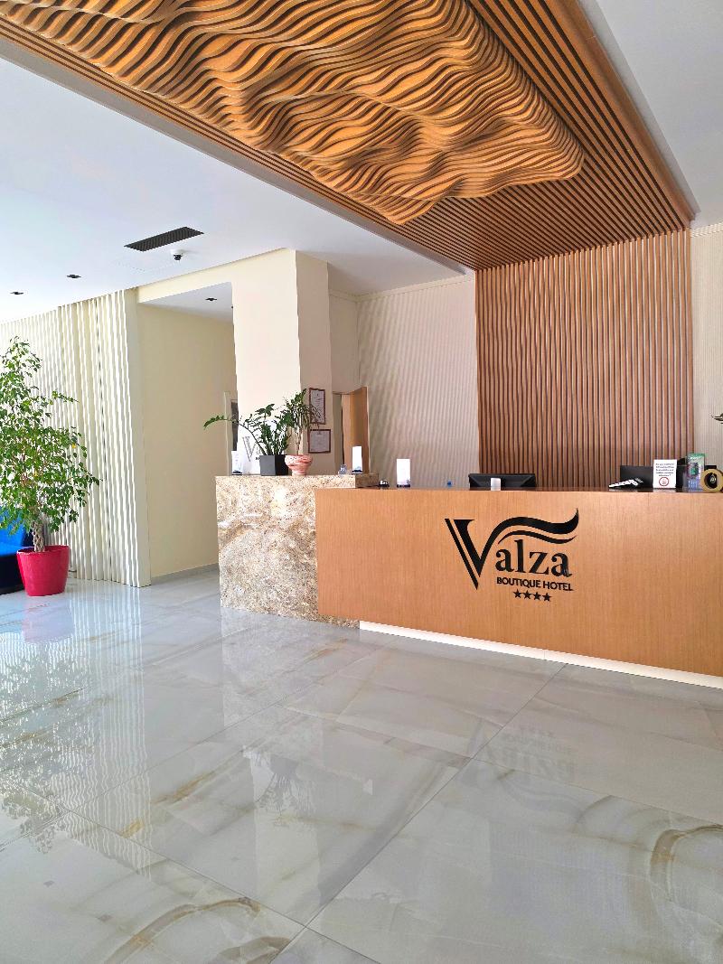 cheap resort hotels  to Spend holiday with family