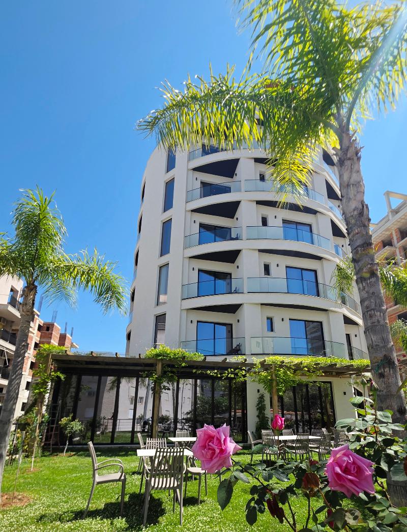 cheap resort hotels  to Spend holiday with family