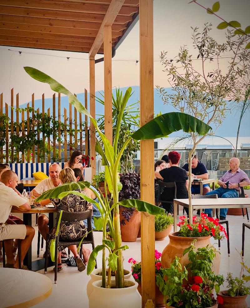 cheap resort hotels  to Spend holiday with family