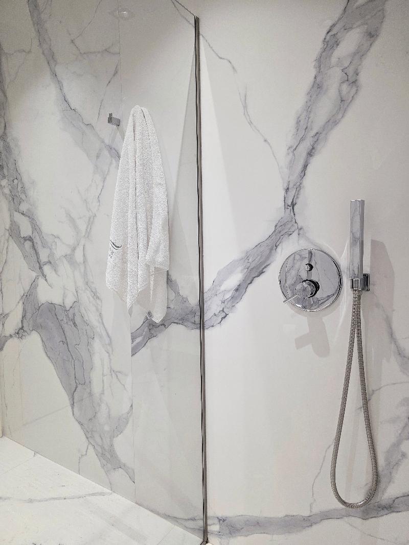 cheap resort hotels  to Spend holiday with family