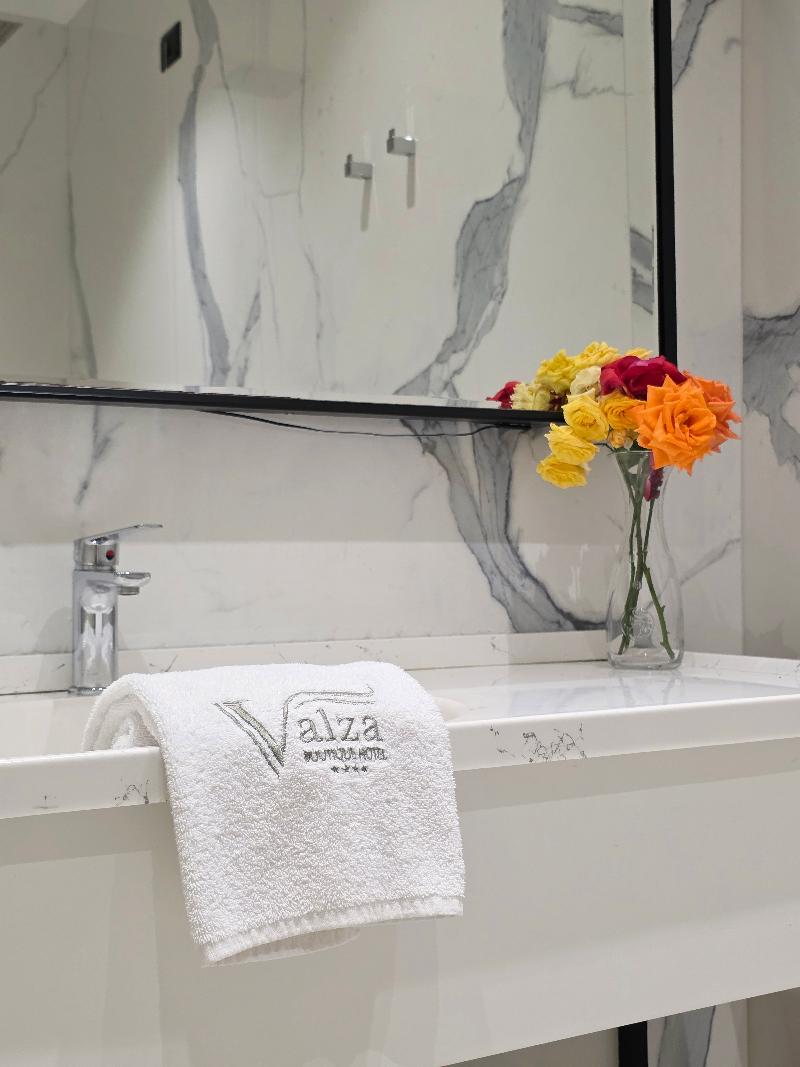 cheap resort hotels  to Spend holiday with family