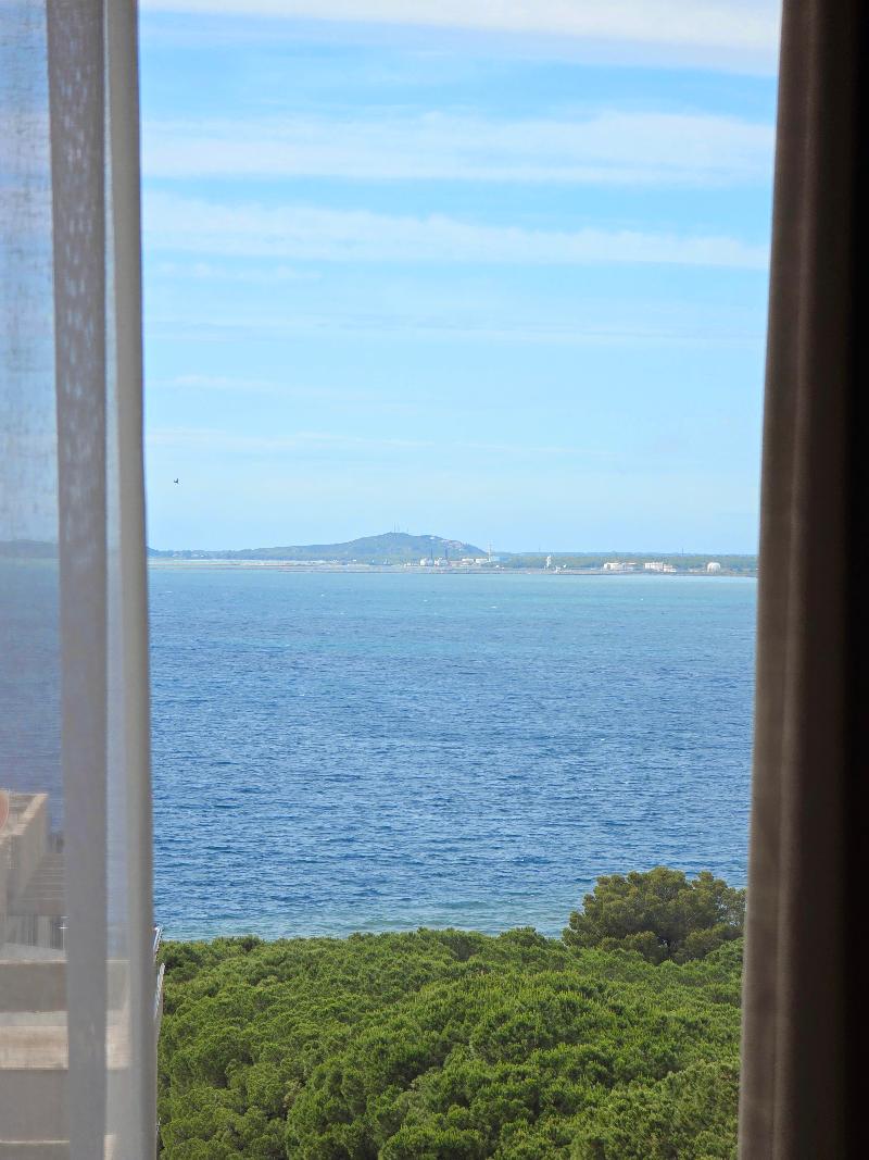 cheap resort hotels  to Spend holiday with family