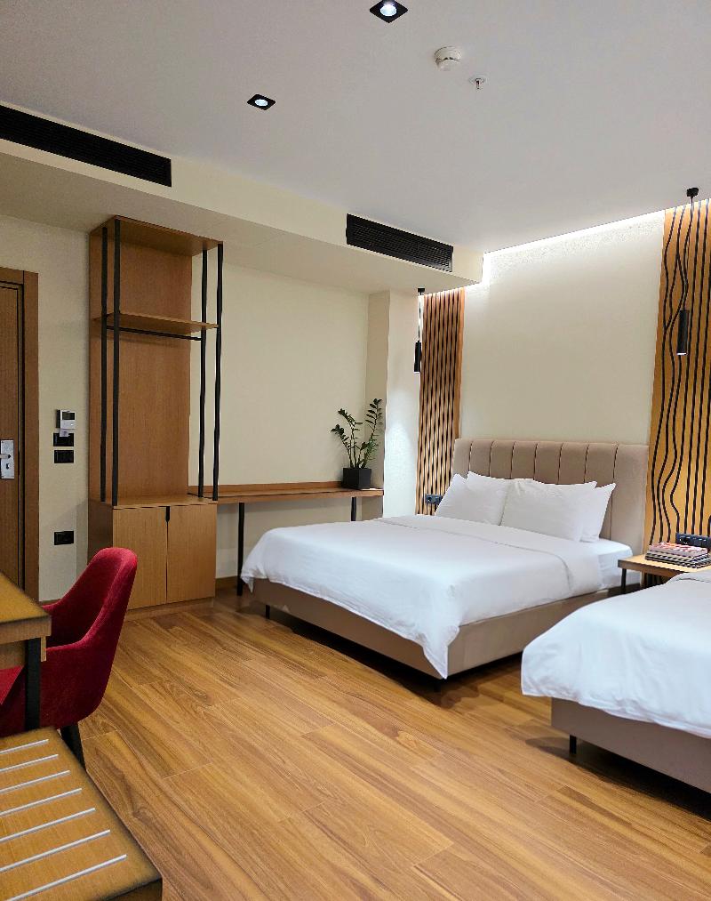 cheap resort hotels  to Spend holiday with family