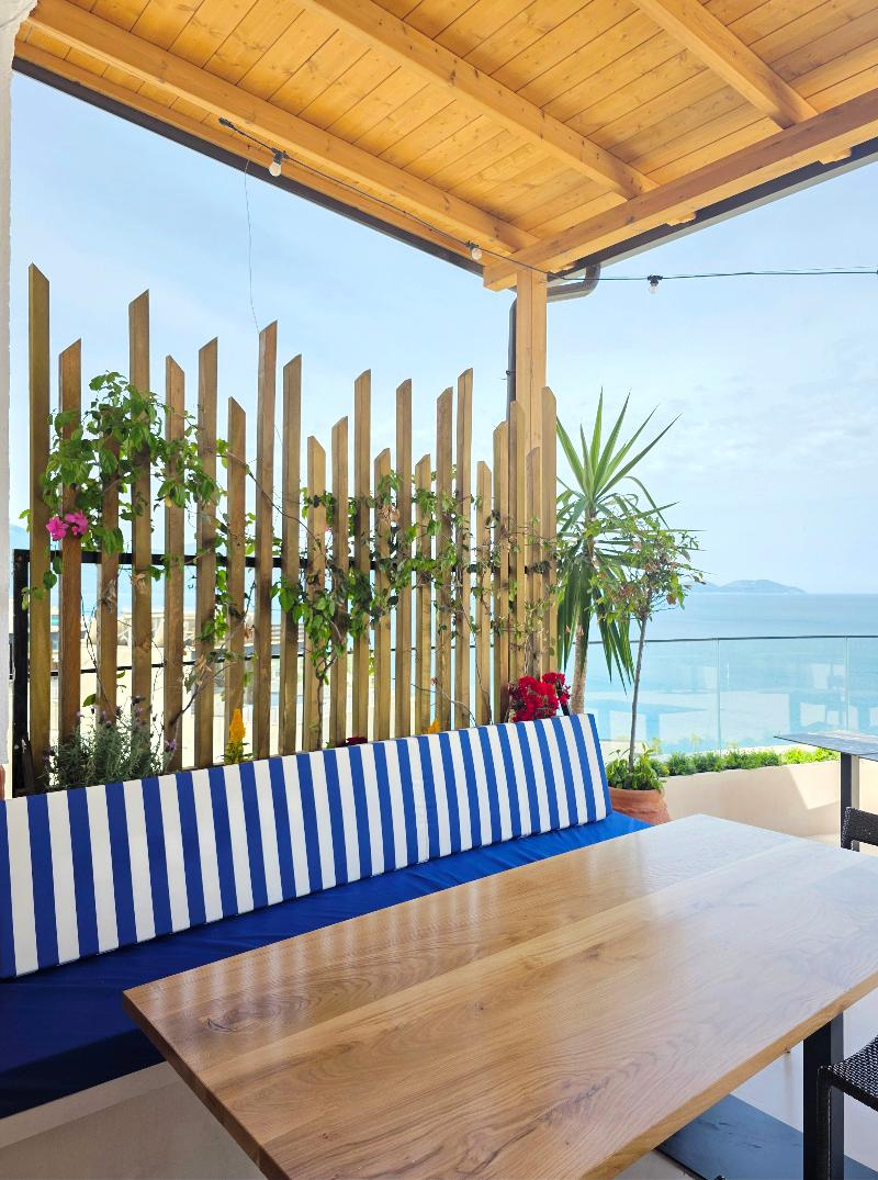 cheap resort hotels  to Spend holiday with family