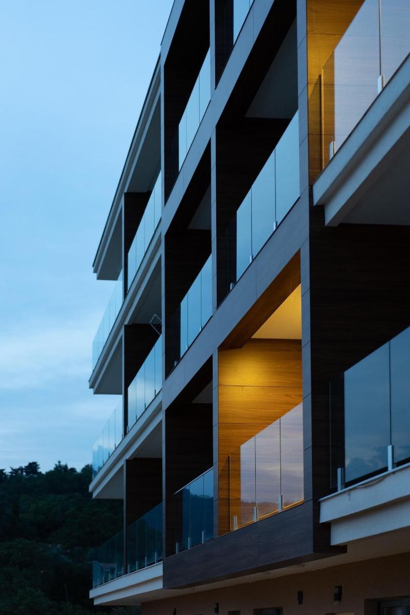 cheap resort hotels  to Spend holiday with family