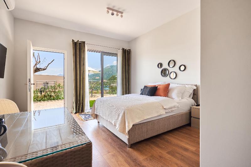 cheap resort hotels  to Spend holiday with family