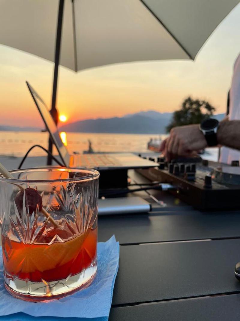 cheap resort hotels  to Spend holiday with family