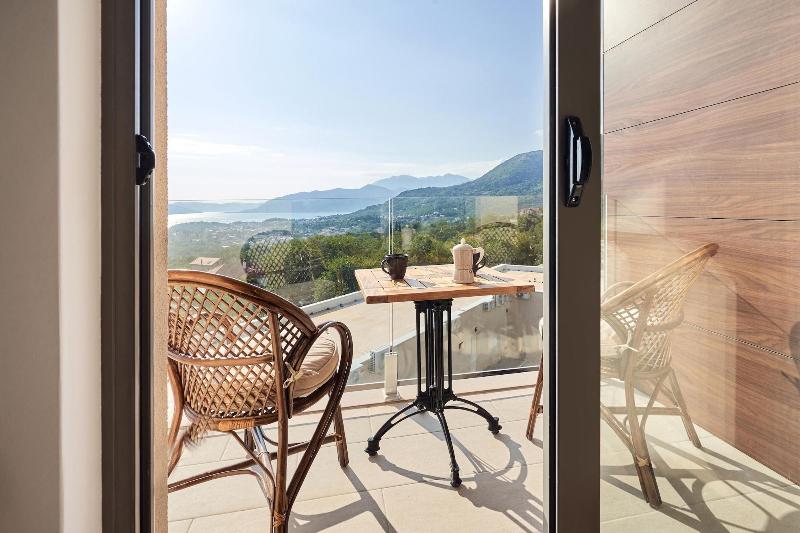 cheap resort hotels  to Spend holiday with family