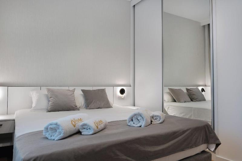 cheap resort hotels  to Spend holiday with family