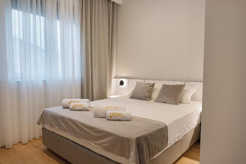 cheap resort hotels  to Spend holiday with family