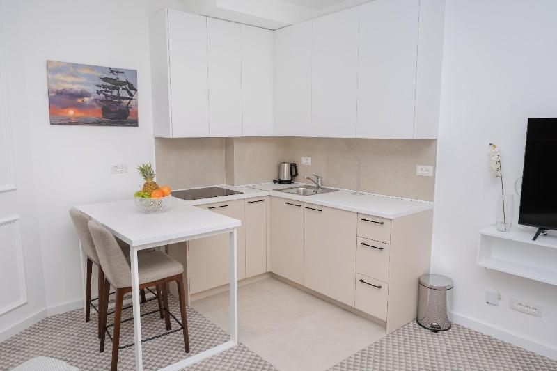 cheap resort hotels  to Spend holiday with family