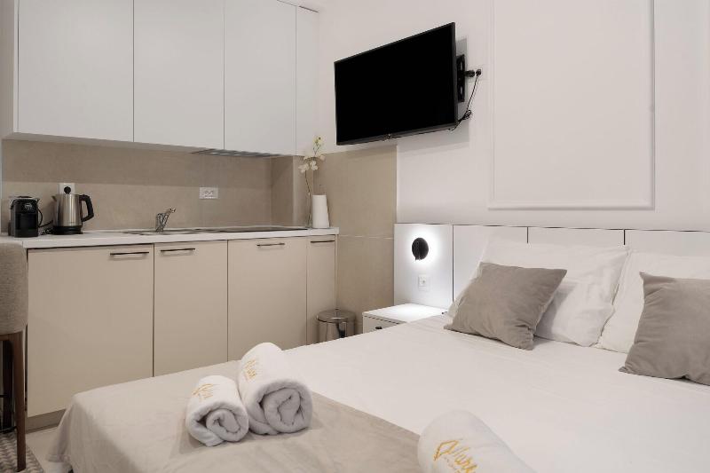 cheap resort hotels  to Spend holiday with family